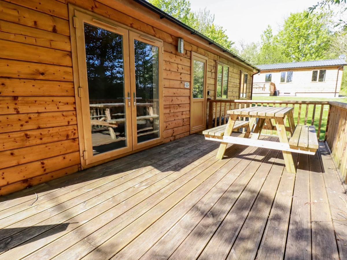 Lodge Three Truro Eksteriør billede