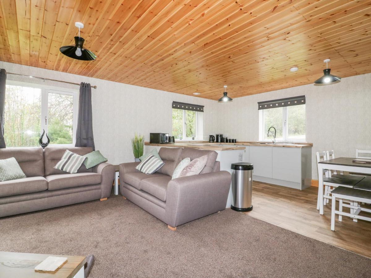 Lodge Three Truro Eksteriør billede